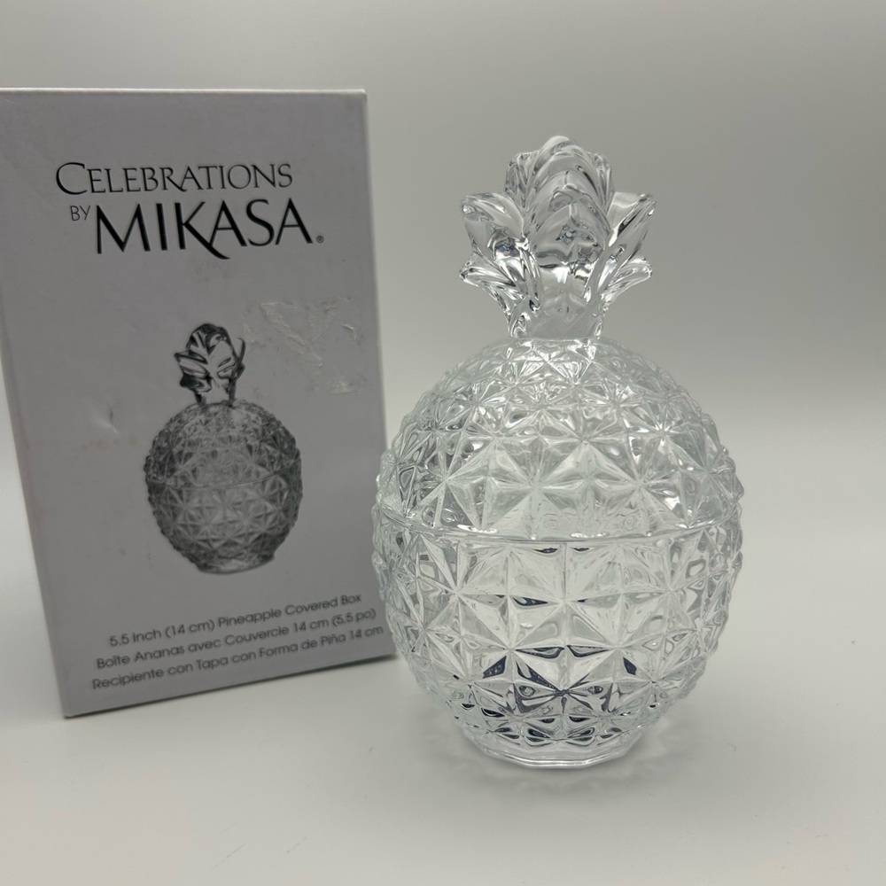 Mikasa Crystal Pineapple Covered Box